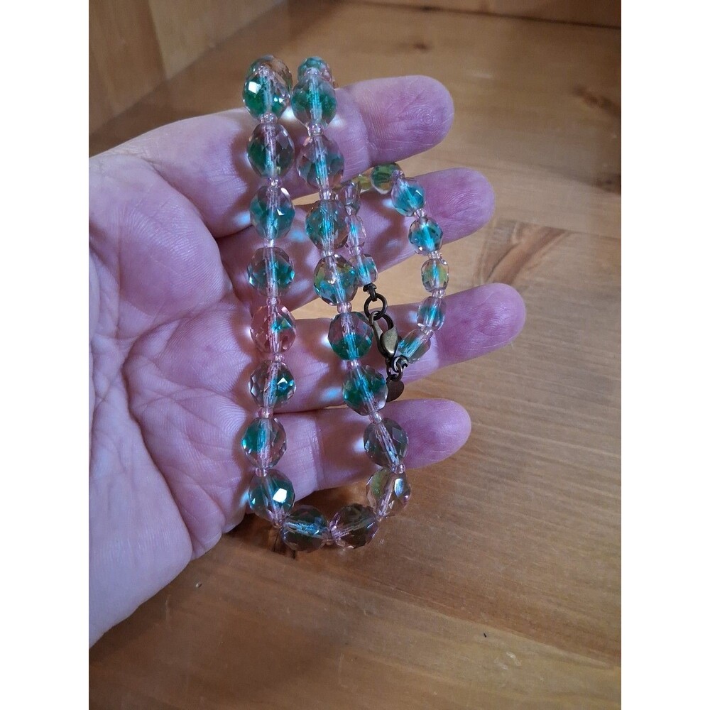 Necklace Sweet Romance Faceted Green Crystal Beaded Necklace ~15" Signed